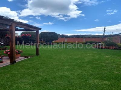 Casa de 3 alcobas en venta en San Jose De Bavaria, Bogotá, 750 m² · foto 10 de 13