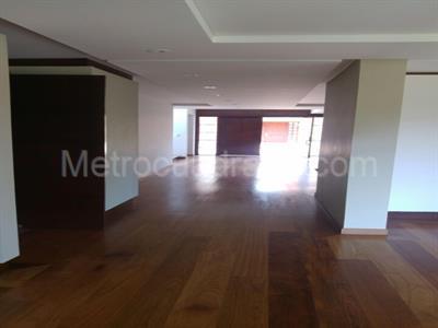 Casa de 4 alcobas en arriendo en San Jose De Bavaria, Bogotá, 800 m² · foto 11 de 15