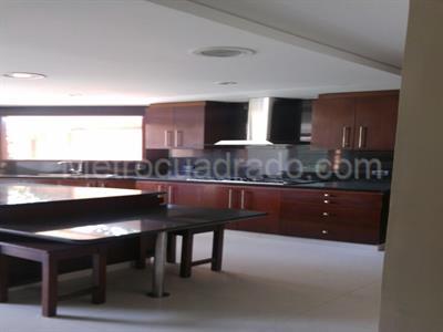 Casa de 4 alcobas en arriendo en San Jose De Bavaria, Bogotá, 800 m² · foto 13 de 15