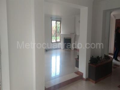 Casa de 3 alcobas en venta en San Jose De Bavaria, Bogotá, 670 m² · foto 11 de 18