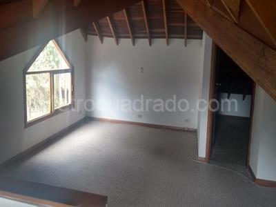 Casa de 3 alcobas en venta en San Jose De Bavaria, Bogotá, 670 m² · foto 14 de 18