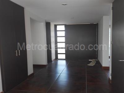 Casa de 3 alcobas en venta en San Jose De Bavaria, Bogotá, 270 m² · foto 12 de 12
