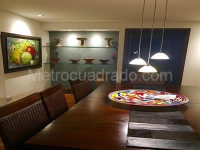 Casa de 3 alcobas en venta en San Jose De Bavaria, Bogotá, 800 m² · foto 4 de 17
