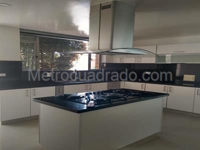 Casa en venta en San Jose De Bavaria, Bogotá · foto 6 de 14