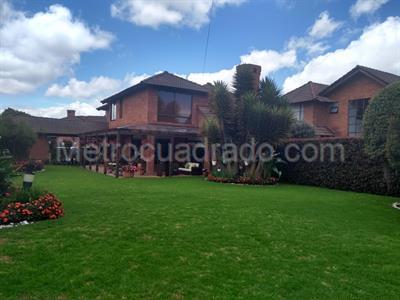 Casa de 3 alcobas en venta en San Jose De Bavaria, Bogotá, 800 m² · foto 10 de 10