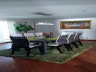 Casa de 5 alcobas en venta en San Jose De Bavaria, Bogotá, 800 m² · foto 5 de 15