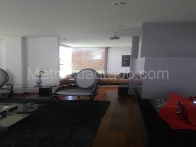 Casa de 4 alcobas en venta en San Simon, Bogotá, 330 m² · foto 3 de 6