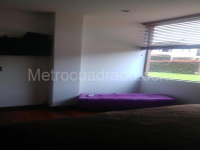 Casa de 4 alcobas en venta en San Simon, Bogotá, 330 m² · foto 5 de 6