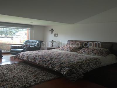 Casa de 5 alcobas en venta en San Jose De Bavaria, Bogotá, 800 m² · foto 12 de 18