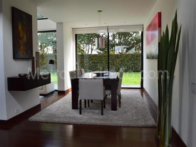 Casa de 4 alcobas en venta en Hacienda San Simon, Bogotá, 1365 m² · foto 6 de 8