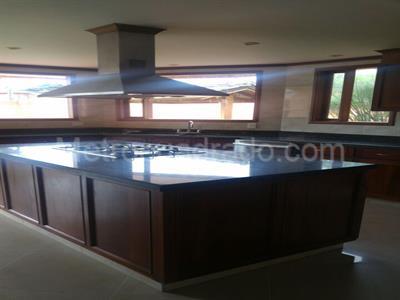 Casa de 4 alcobas en venta en San Jose De Bavaria, Bogotá, 800 m² · foto 13 de 18