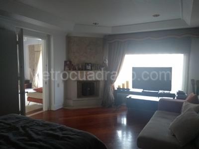Casa de 5 alcobas en venta en San Jose De Bavaria, Bogotá, 800 m² · foto 12 de 13