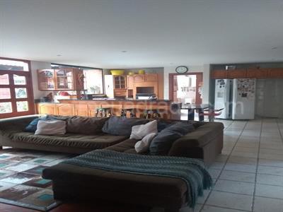 Casa de 3 alcobas en venta en San Jose De Bavaria, Bogotá, 800 m² · foto 5 de 13