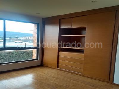 Casa de 3 alcobas en venta en San Jose De Bavaria, Bogotá, 800 m² · foto 12 de 15