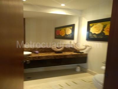Casa de 5 alcobas en arriendo en San Jose De Bavaria, Bogotá, 800 m² · foto 6 de 15