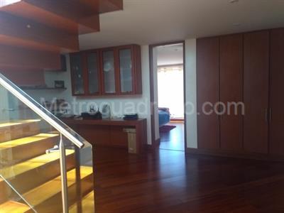 Casa de 5 alcobas en arriendo en San Jose De Bavaria, Bogotá, 800 m² · foto 8 de 15