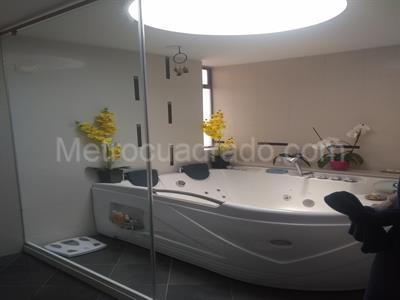 Casa de 4 alcobas en venta en San Jose De Bavaria, Bogotá, 380 m² · foto 12 de 14