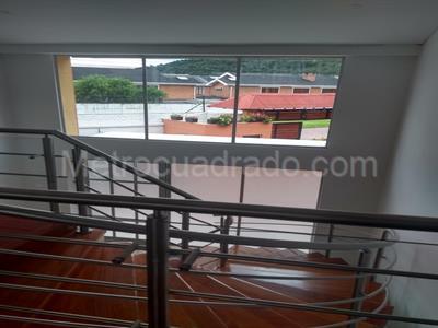 Casa de 5 alcobas en venta en San Jose De Bavaria, Bogotá, 600 m² · foto 7 de 7