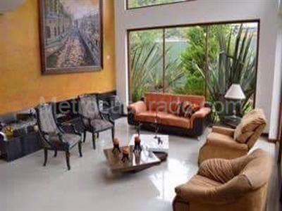 Casa de 4 alcobas en venta en San Jose De Bavaria, Bogotá, 400 m² · foto 10 de 13