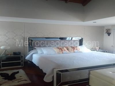 Casa de 4 alcobas en venta en San Jose De Bavaria, Bogotá, 380 m² · foto 11 de 18