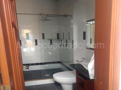 Casa de 4 alcobas en venta en San Jose De Bavaria, Bogotá, 380 m² · foto 16 de 18