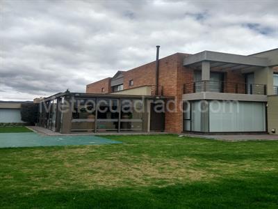 Casa de 4 alcobas en venta en San Jose De Bavaria, Bogotá, 570 m² · foto 12 de 14