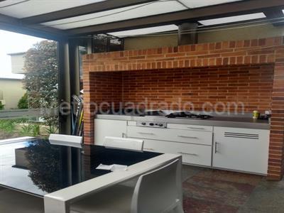 Casa de 4 alcobas en venta en San Jose De Bavaria, Bogotá, 570 m² · foto 8 de 14