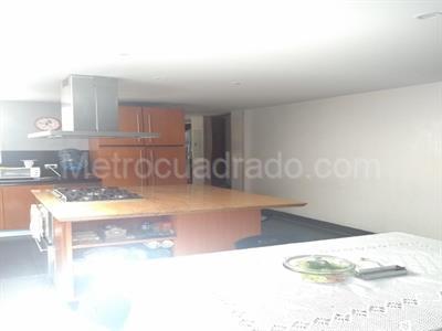 Casa de 5 alcobas en venta en San Jose De Bavaria, Bogotá, 420 m² · foto 10 de 19