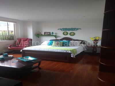 Casa de 5 alcobas en venta en San Jose De Bavaria, Bogotá, 580 m² · foto 8 de 9