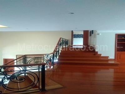 Casa de 5 alcobas en venta en San Jose De Bavaria, Bogotá, 690 m² · foto 12 de 16