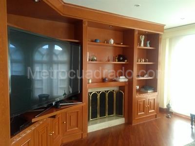 Casa de 5 alcobas en venta en San Jose De Bavaria, Bogotá, 690 m² · foto 16 de 16