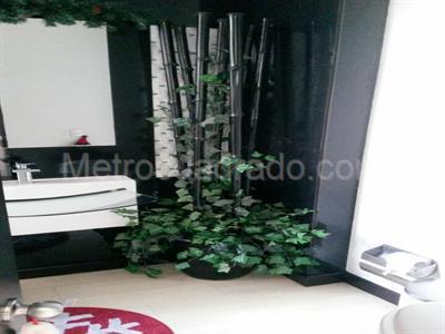 Casa de 5 alcobas en venta en San Jose De Bavaria, Bogotá, 540 m² · foto 10 de 18