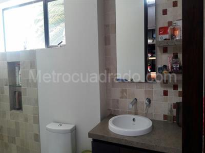 Casa de 3 alcobas en venta en San, Bogotá, 440 m² · foto 7 de 8