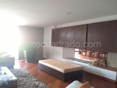 Casa de 5 alcobas en venta en San Jose De Bavaria, Bogotá, 440 m² · foto 8 de 13