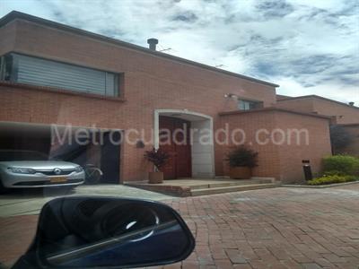 Casa de 4 alcobas en venta en San Jose De Bavaria, Bogotá, 470 m² · foto 18 de 18