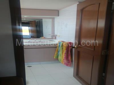 Casa de 4 alcobas en venta en San Jose De Bavaria, Bogotá, 420 m² · foto 3 de 19