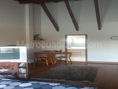 Casa de 4 alcobas en venta en San Jose De Bavaria, Bogotá, 420 m² · foto 5 de 19