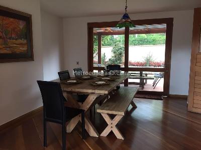 Casa de 3 alcobas en venta en San Jose De Bavaria, Bogotá, 260 m² · foto 2 de 20