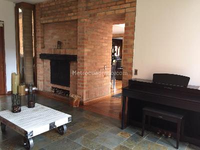 Casa de 3 alcobas en venta en San Jose De Bavaria, Bogotá, 260 m² · foto 4 de 20