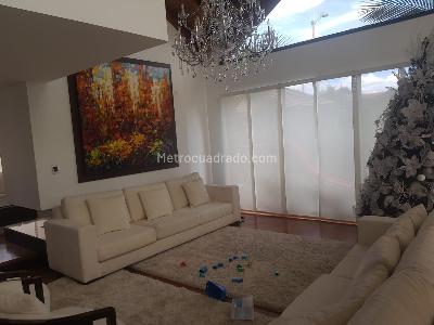 Casa de 4 alcobas en venta en San Jose De Bavaria, Bogotá, 460 m² · foto 11 de 16