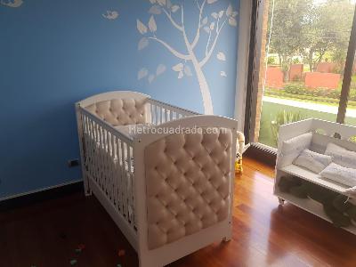 Casa de 4 alcobas en venta en San Jose De Bavaria, Bogotá, 460 m² · foto 5 de 16