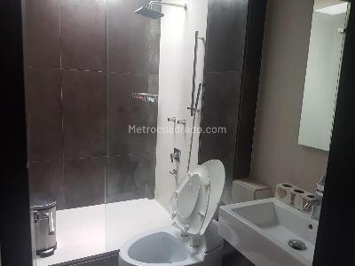 Casa de 4 alcobas en venta en San Jose De Bavaria, Bogotá, 460 m² · foto 4 de 13