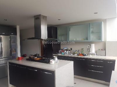 Casa de 5 alcobas en venta en Bogota| San Jose De Bavaria, Bogotá, 460 m² · foto 17 de 20