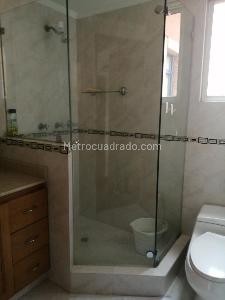 Casa de 4 alcobas en venta en San Jose De Bavaria, Bogotá, 270 m² · foto 5 de 8