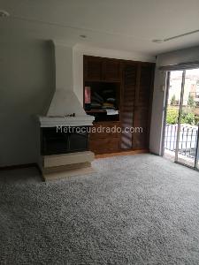 Casa de 4 alcobas en venta en San Jose De Bavaria, Bogotá, 270 m² · foto 6 de 8