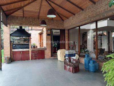Casa de 5 alcobas en venta en San Jose De Bavaria, Bogotá, 480 m² · foto 9 de 20