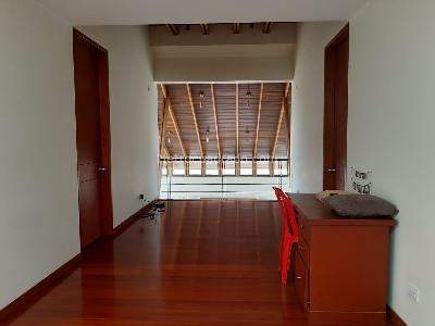 Casa de 5 alcobas en venta en San Jose De Bavaria, Bogotá, 350 m² · foto 10 de 18
