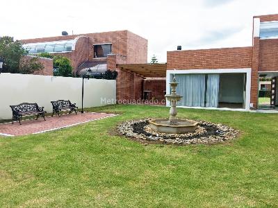 Casa de 4 alcobas en venta en San Simon, Bogotá, 380 m² · foto 10 de 12