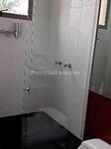 Casa de 4 alcobas en arriendo en San Jose De Bavaria, Bogotá, 330 m² · foto 10 de 18