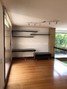 Casa de 4 alcobas en arriendo en San Jose De Bavaria, Bogotá, 330 m² · foto 11 de 18
